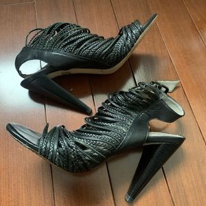 Vince Camuto black strappy braided high heel open toe size 6 1/2,  3 1/2” heel